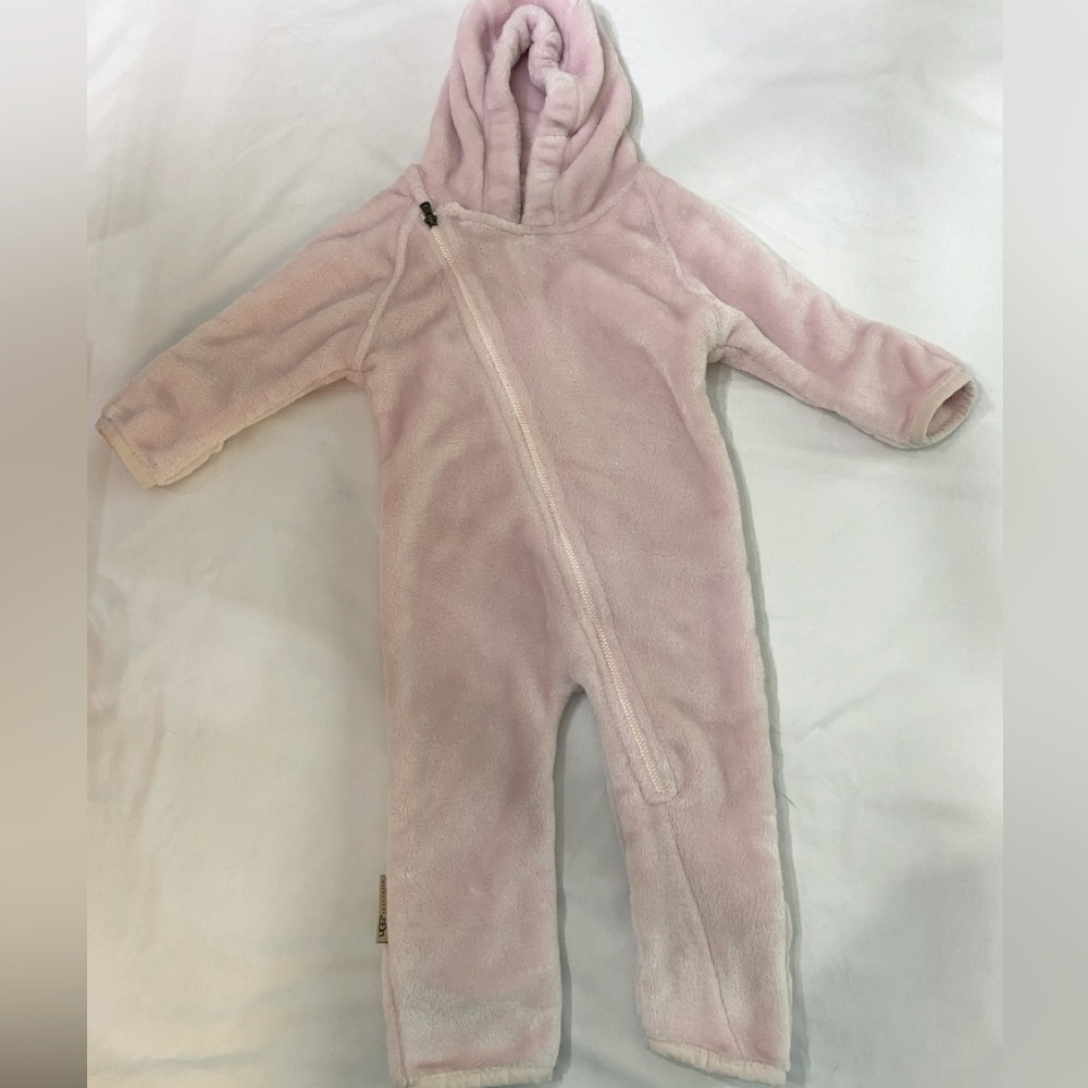 UGG Pink Fleece‎ Hooded Baby Bunting One Piece Winter Suit SZ 6-12m